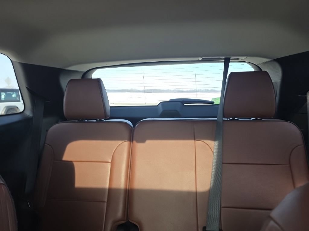 Used 2018 Chevrolet Traverse High Country image 46