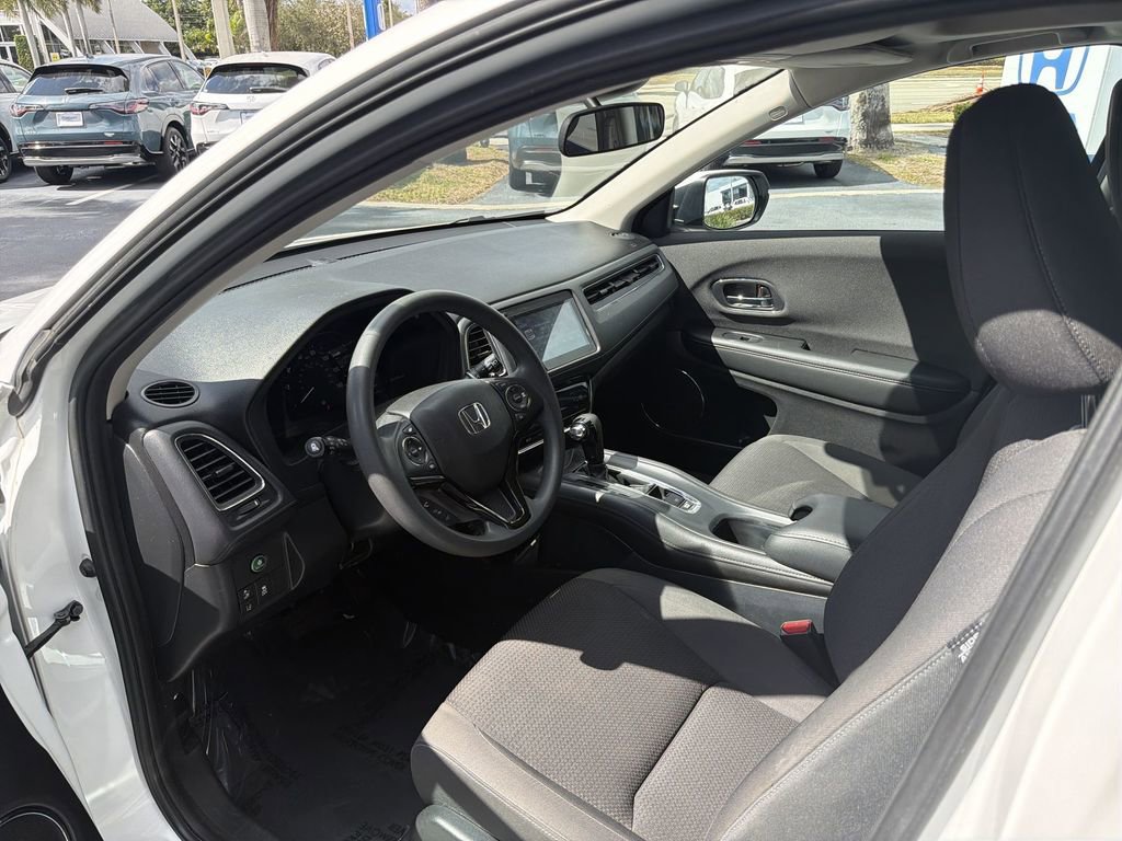 Certified 2022 Honda HR-V EX image 25