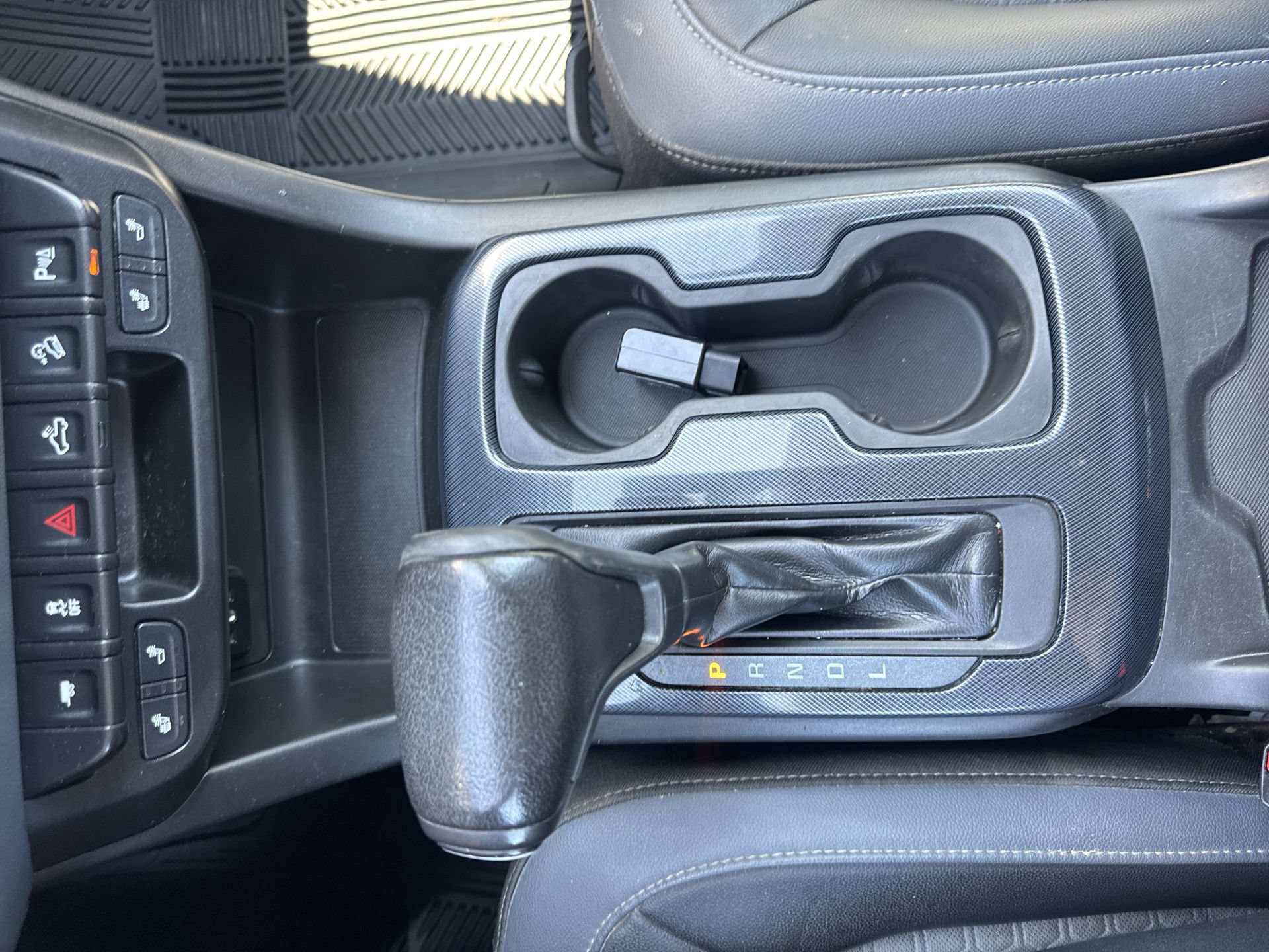 Used 2021 Chevrolet Colorado Z71 AWD/4WD image 19