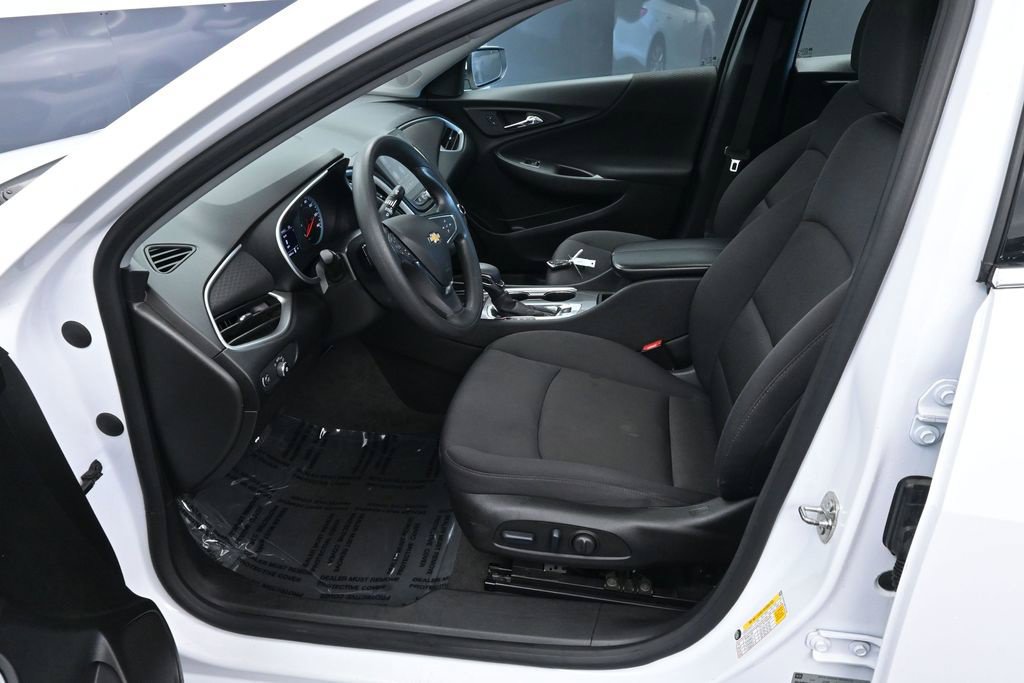 Used 2024 Chevrolet Malibu LT FWD image 28