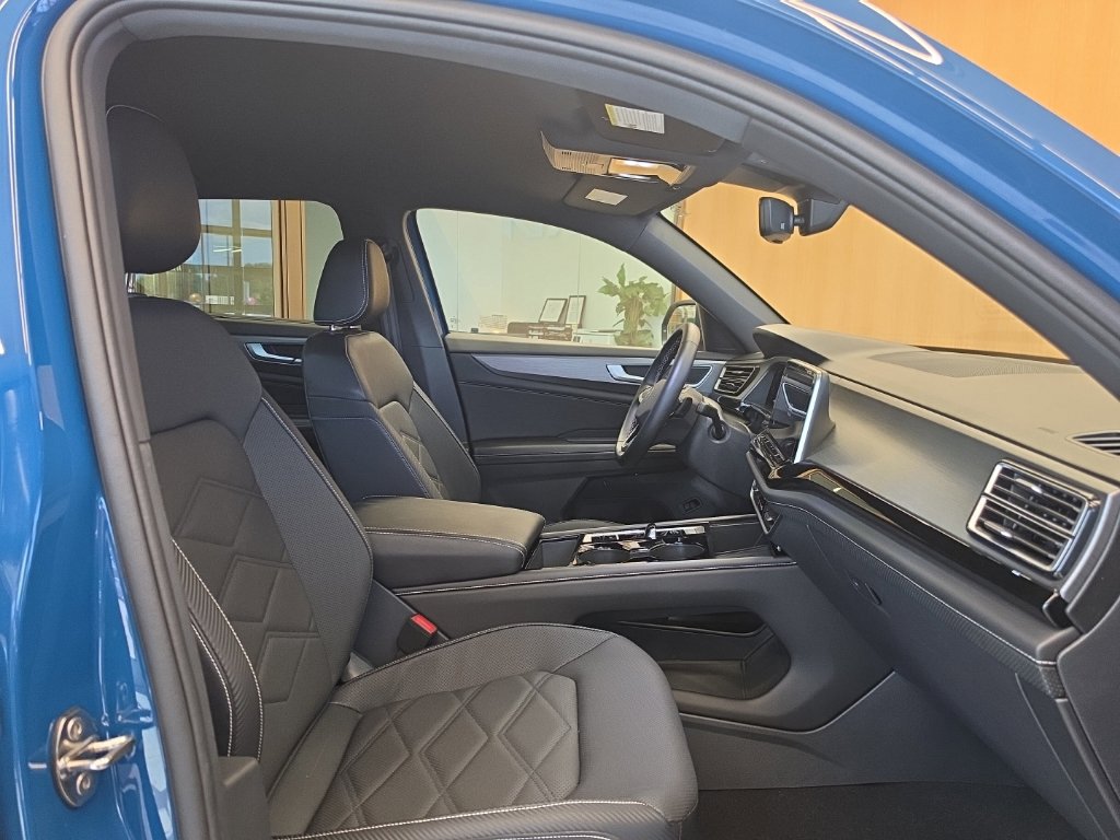 Used 2026 Volkswagen Atlas Cross Sport SE FWD image 51