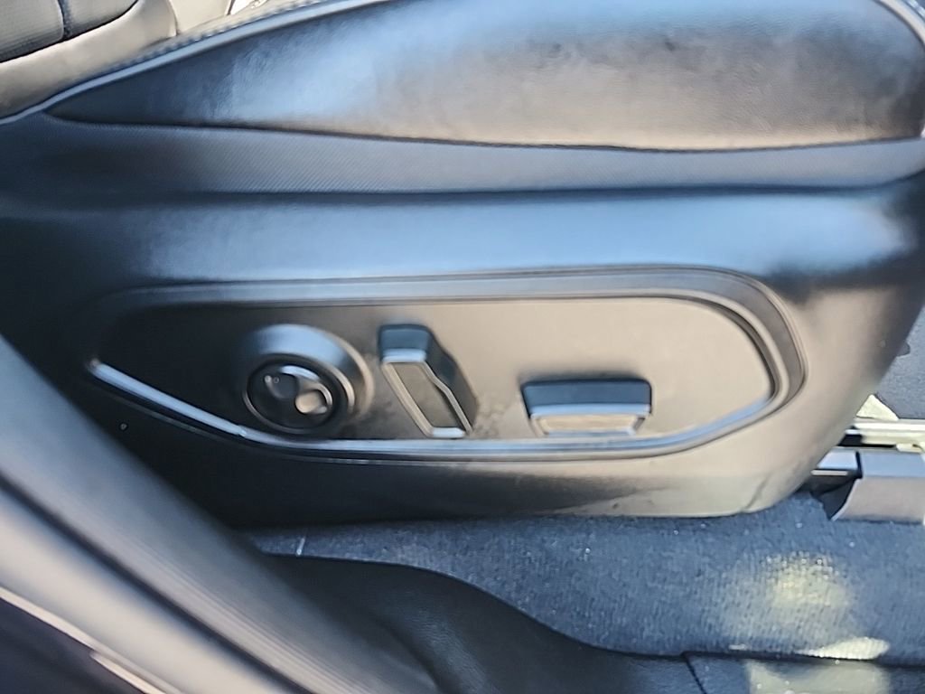 Certified 2024 Jeep Grand Cherokee Overland image 17