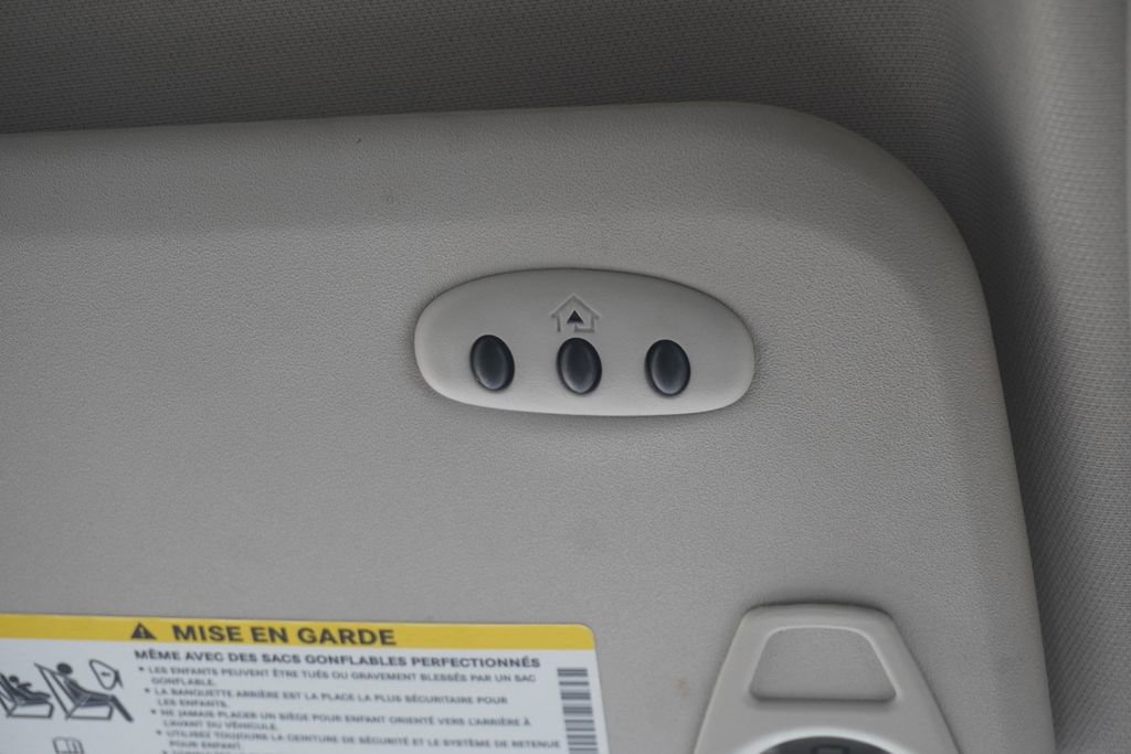 Used 2015 Dodge Journey R/T w/ Flexible Seating Group image 27