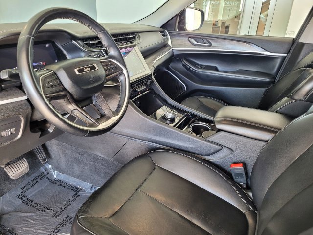 Used 2022 Jeep Grand Cherokee Limited RWD image 10