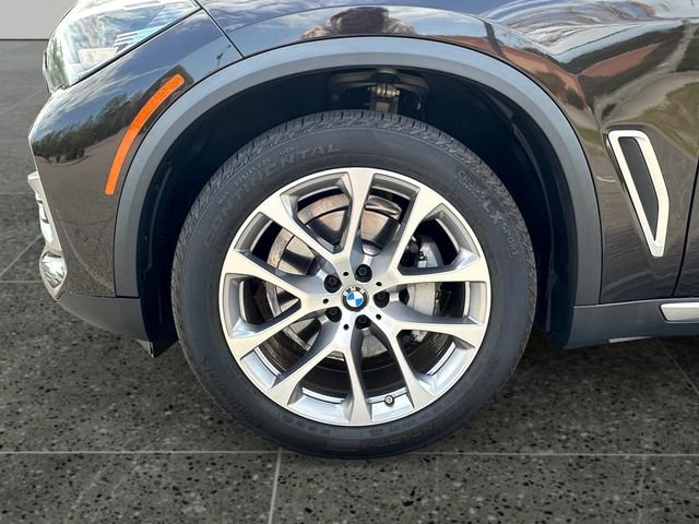 Used 2022 BMW X5 xDrive40i w/ Premium Package AWD/4WD image 14