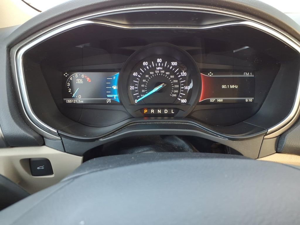 Used 2020 Ford Fusion SE image 20