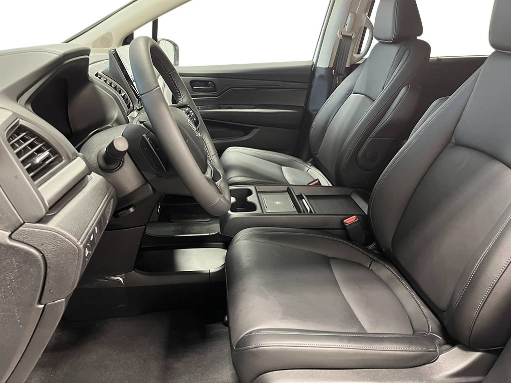 Certified 2026 Honda Odyssey EX-L image 17