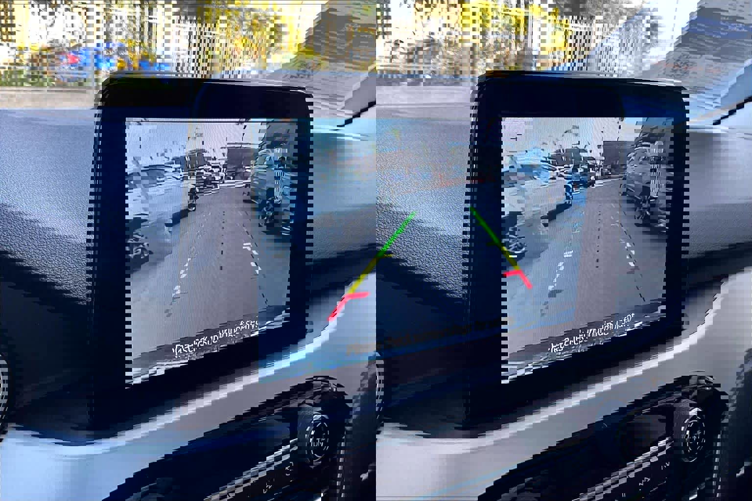 Used 2021 Ford Escape SE image 25