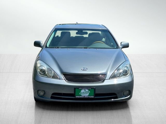 Used 2005 Lexus ES 330 FWD image 2