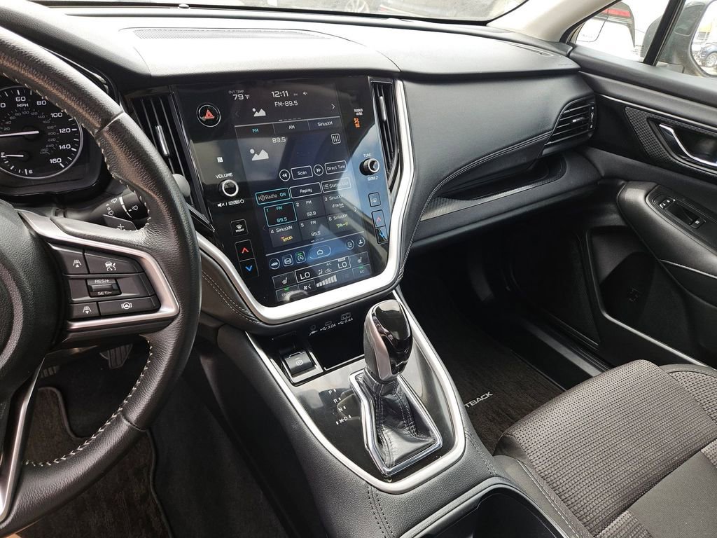 Used 2025 Subaru Outback Premium image 20
