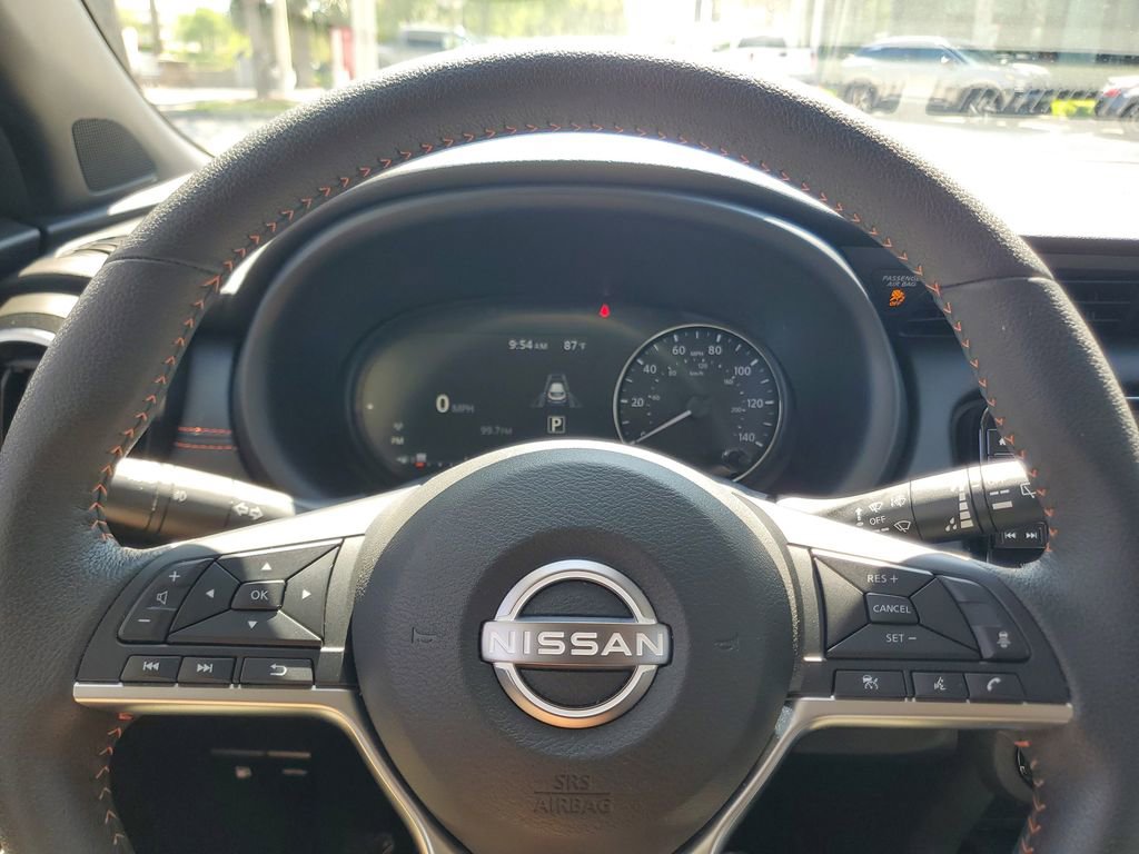 Certified 2024 Nissan Kicks SR w/ SR Premium Package FWD image 18