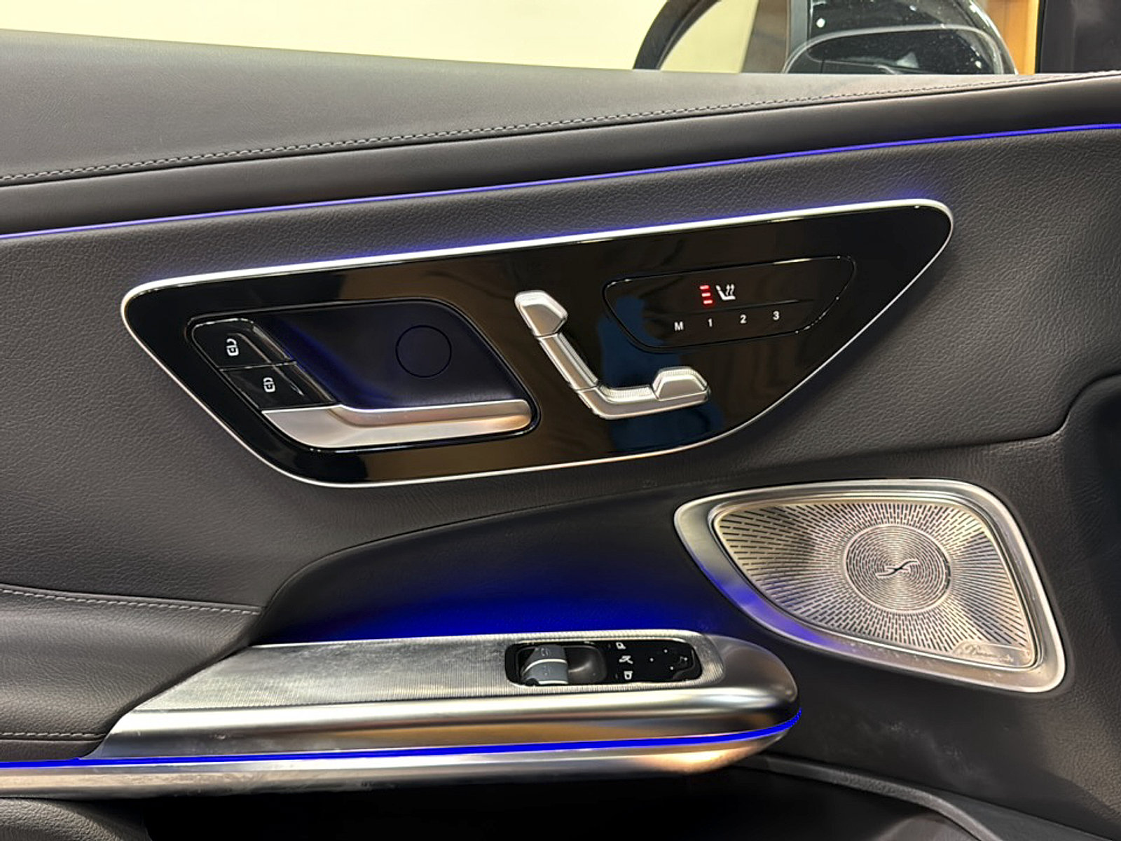 Certified 2024 Mercedes-Benz CLE 450 4MATIC Coupe image 9