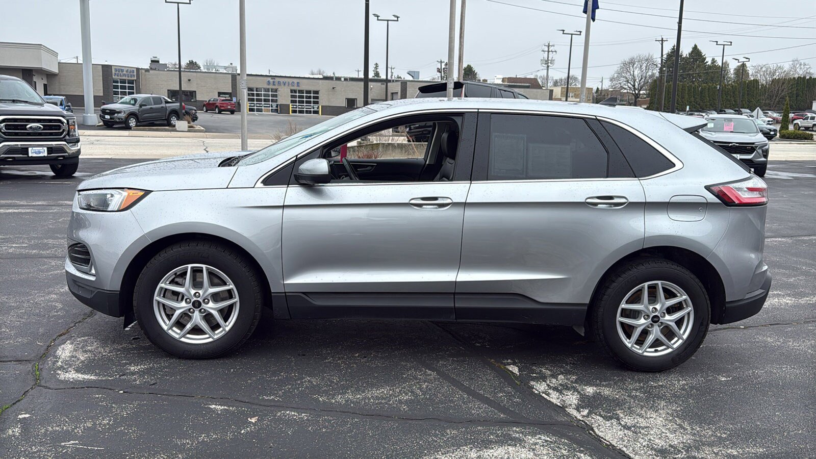 Used 2023 Ford Edge SEL w/ Convenience Package AWD/4WD image 5