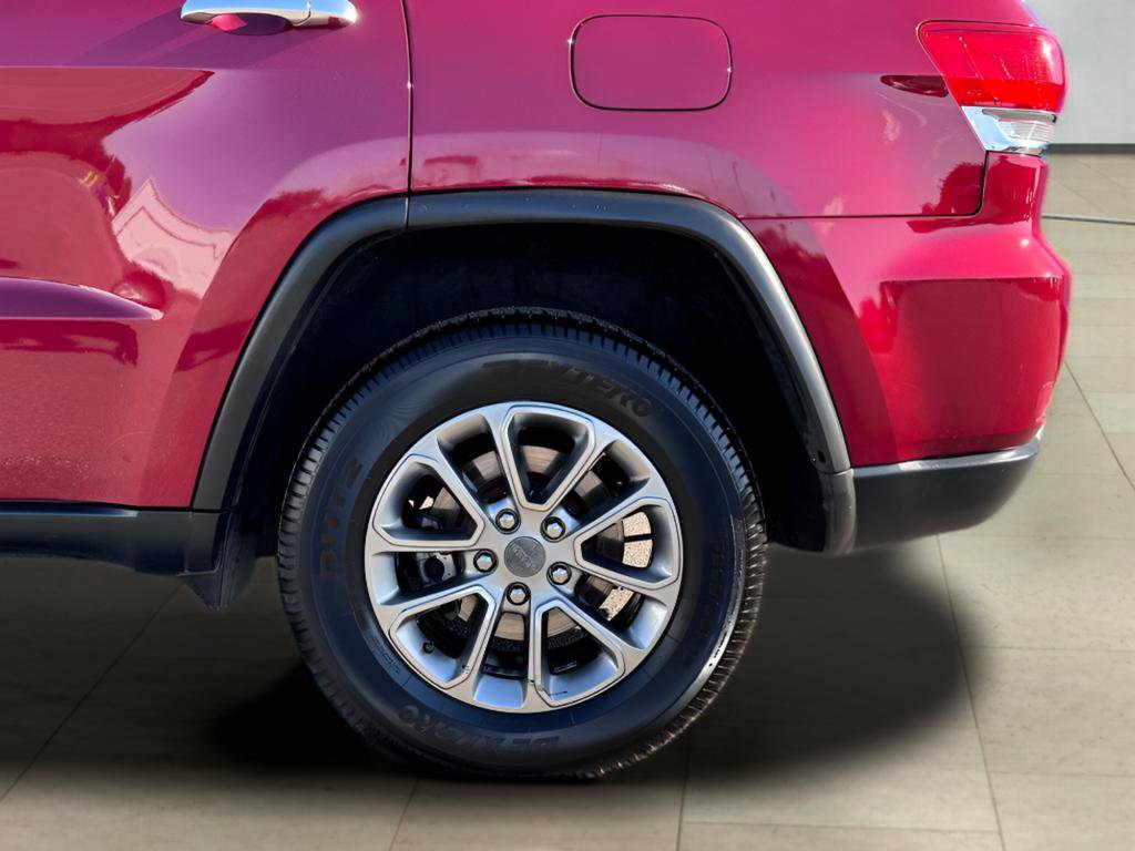 Used 2015 Jeep Grand Cherokee Limited w/ Trailer Tow Group IV AWD/4WD image 39