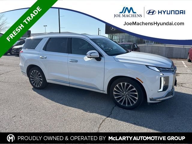 Used 2024 Hyundai Palisade Calligraphy image 3