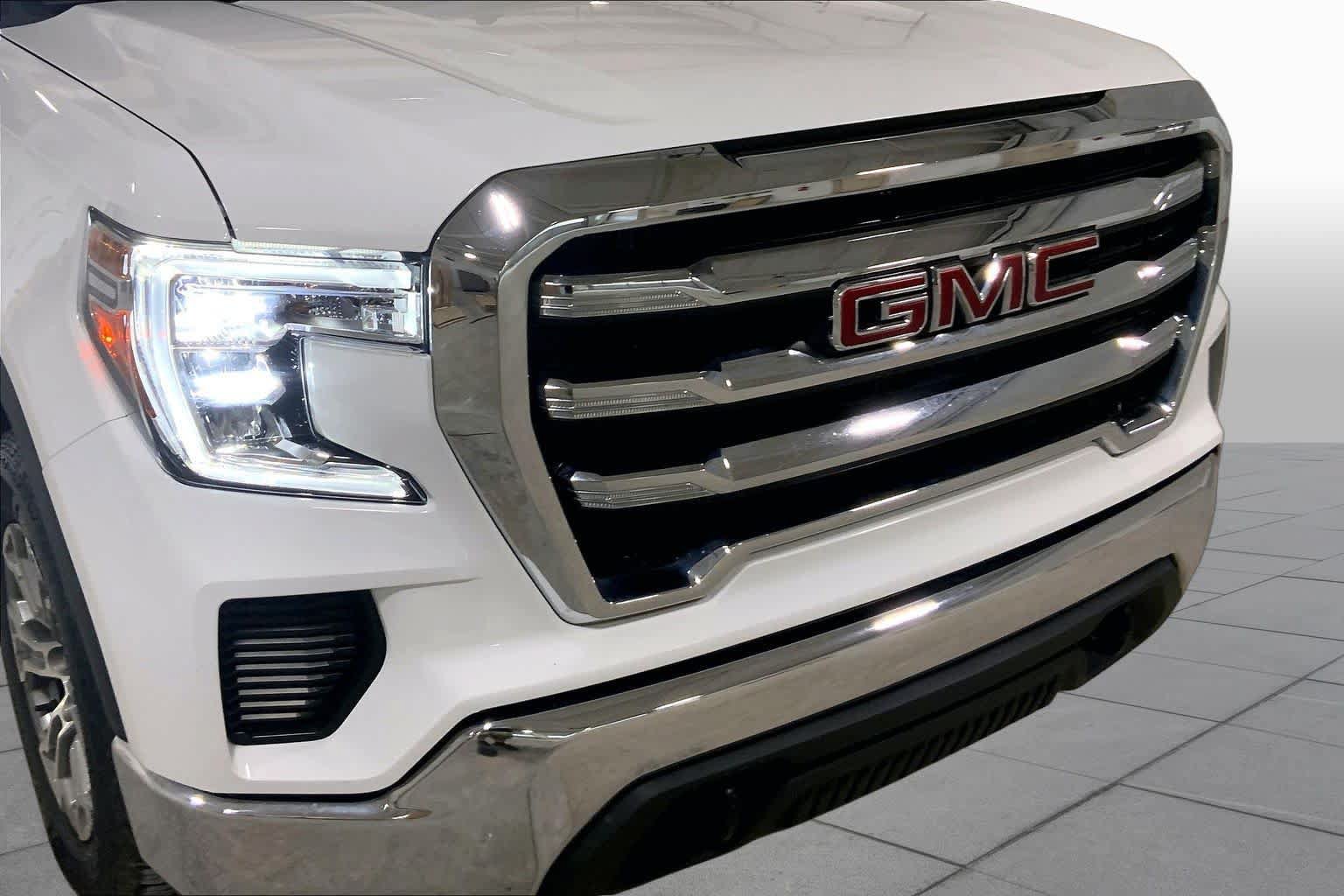 Used 2021 GMC Sierra 1500 SLE w/ X31 Off-Road Package AWD/4WD image 29