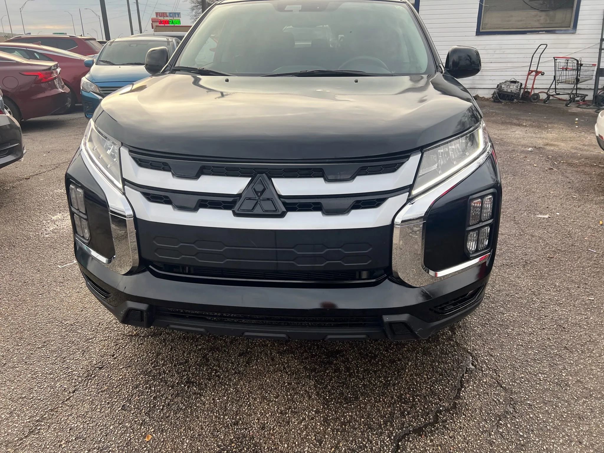 Used 2023 Mitsubishi Outlander Sport ES AWD/4WD image 3