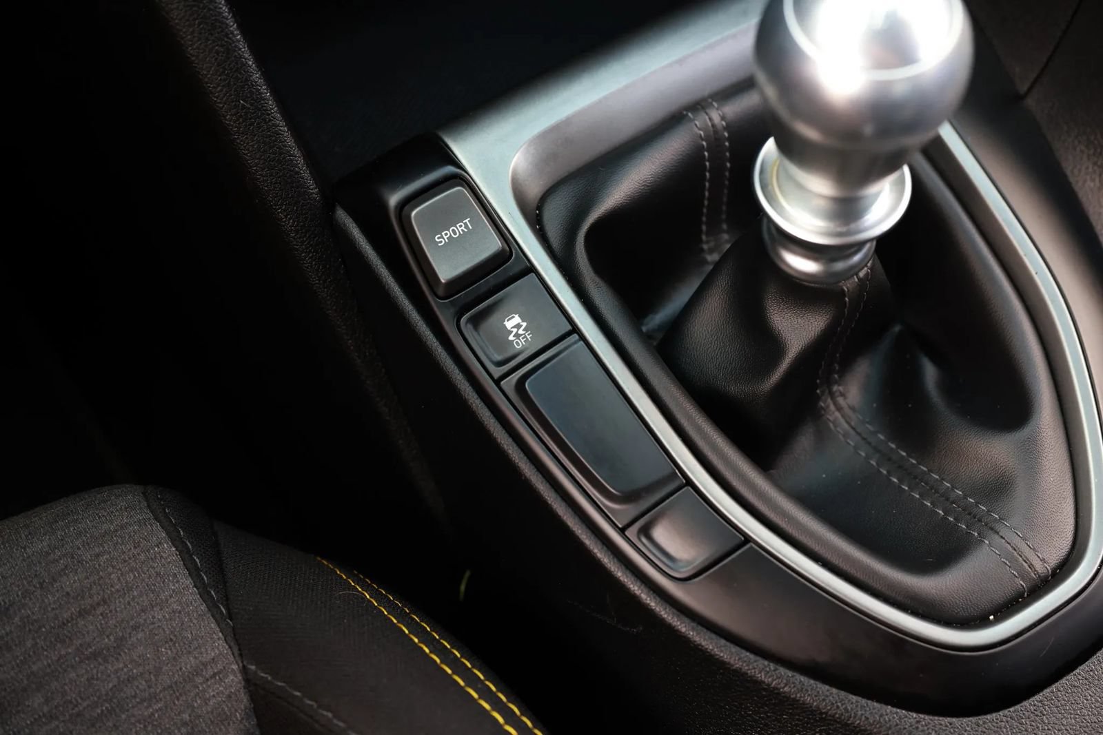 Used 2020 Hyundai Veloster Turbo R-Spec FWD image 41