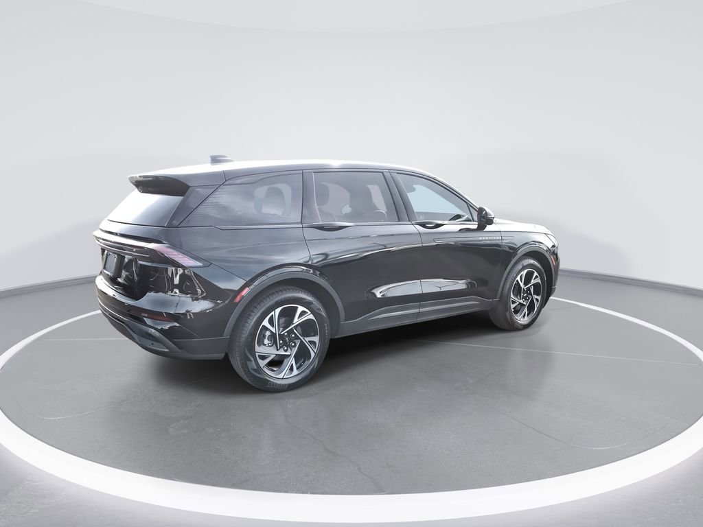 Used 2025 Lincoln Nautilus Premier w/ Jet Appearance Package image 8