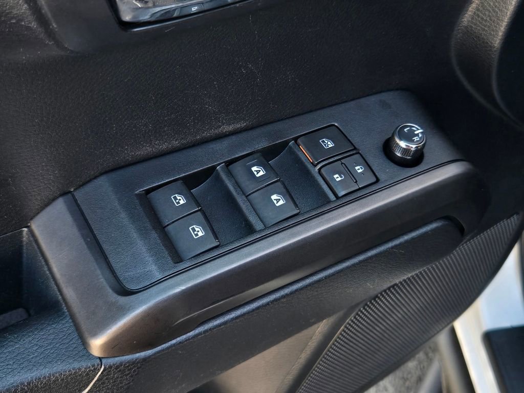 Used 2018 Toyota Tacoma TRD Sport w/ Technology Package AWD/4WD image 12