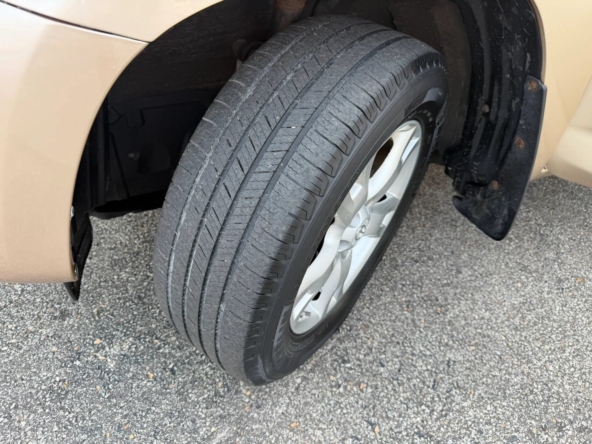 Used 2012 Toyota RAV4 4WD w/ Upgrade Value Pkg image 54