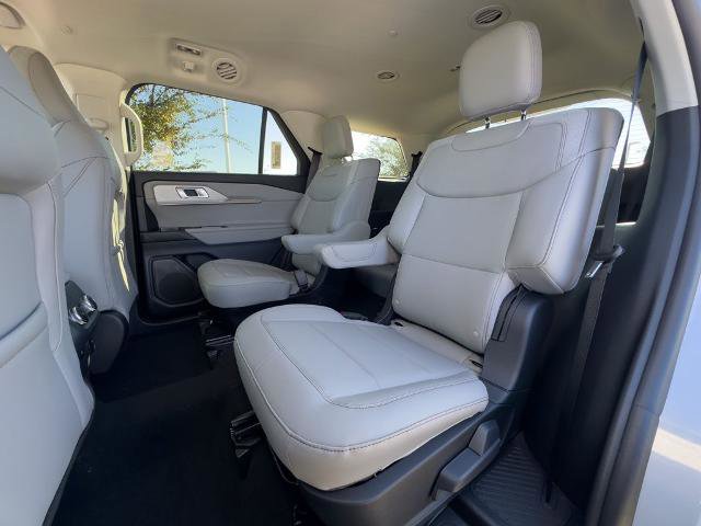 New 2026 Ford Explorer Active w/ Active Comfort Package image 25