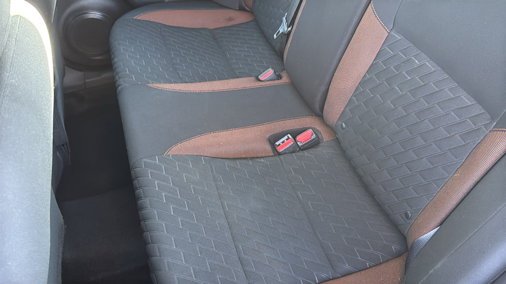 Used 2021 Nissan Kicks SR FWD image 32