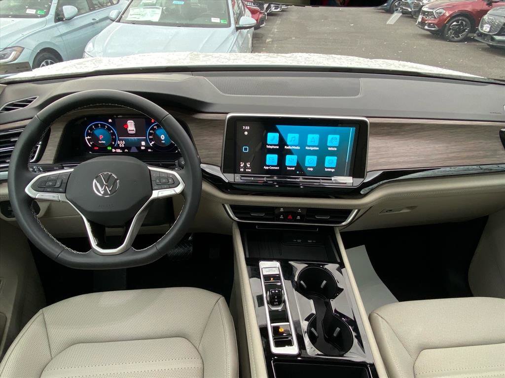 New 2026 Volkswagen Atlas SEL image 7