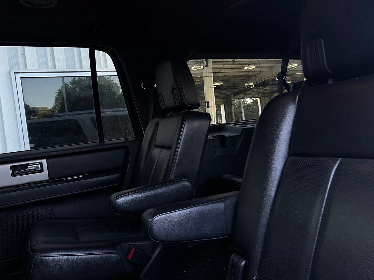 Used 2017 Ford Expedition EL Limited w/ Equipment Group 301A RWD image 24