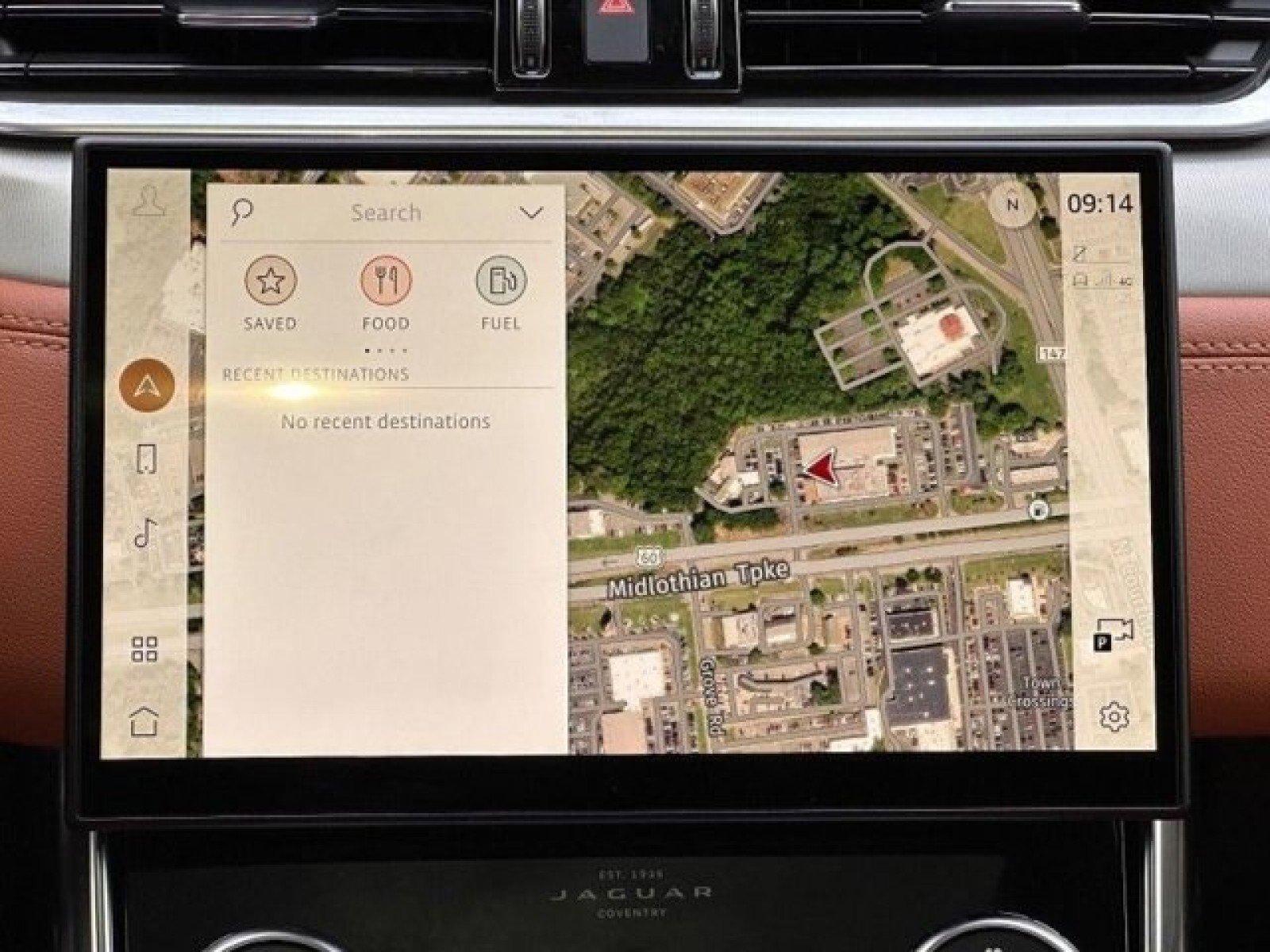 New 2024 Jaguar XF R-Dynamic SE image 22