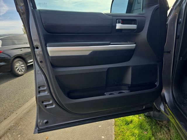 Used 2016 Toyota Tundra Limited w/ Limited Premium Package image 15