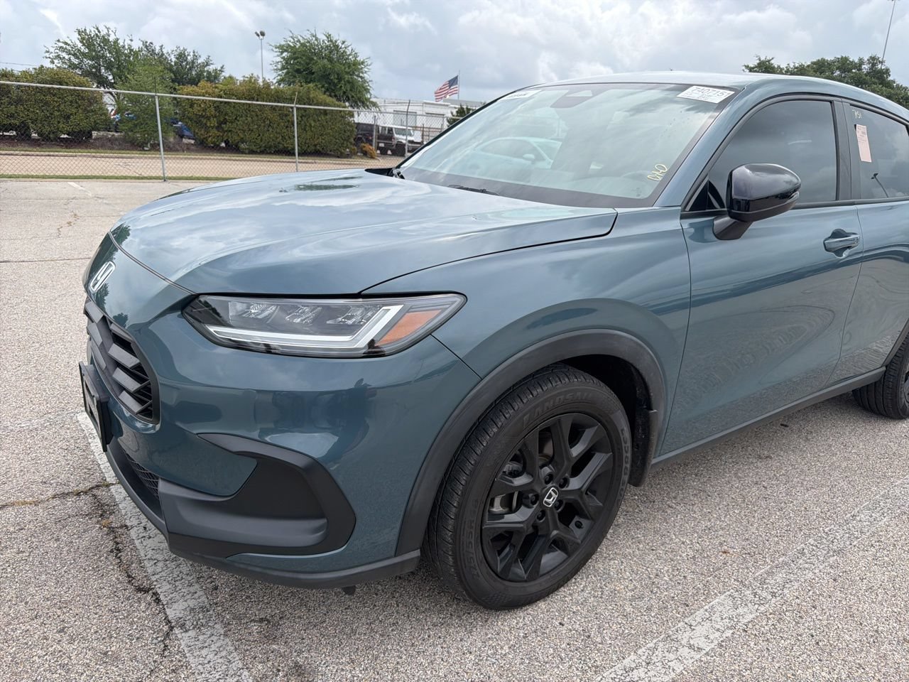 Used 2023 Honda HR-V Sport image 1
