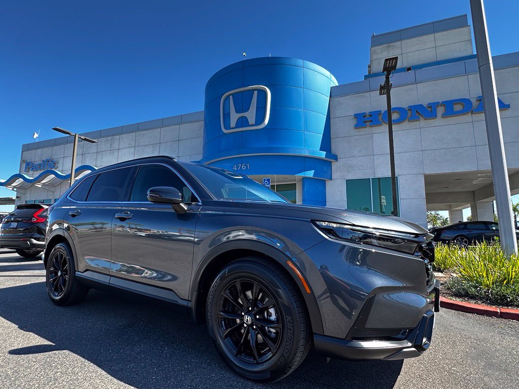 Used 2025 Honda CR-V Sport image 2