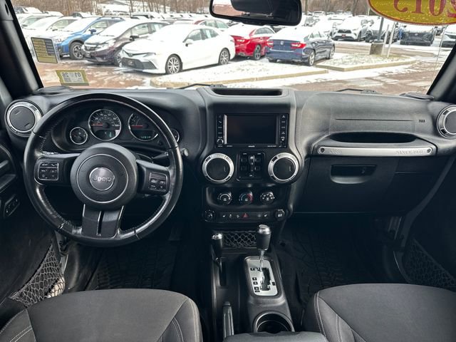 Used 2015 Jeep Wrangler Unlimited Sahara w/ Dual Top Group image 10