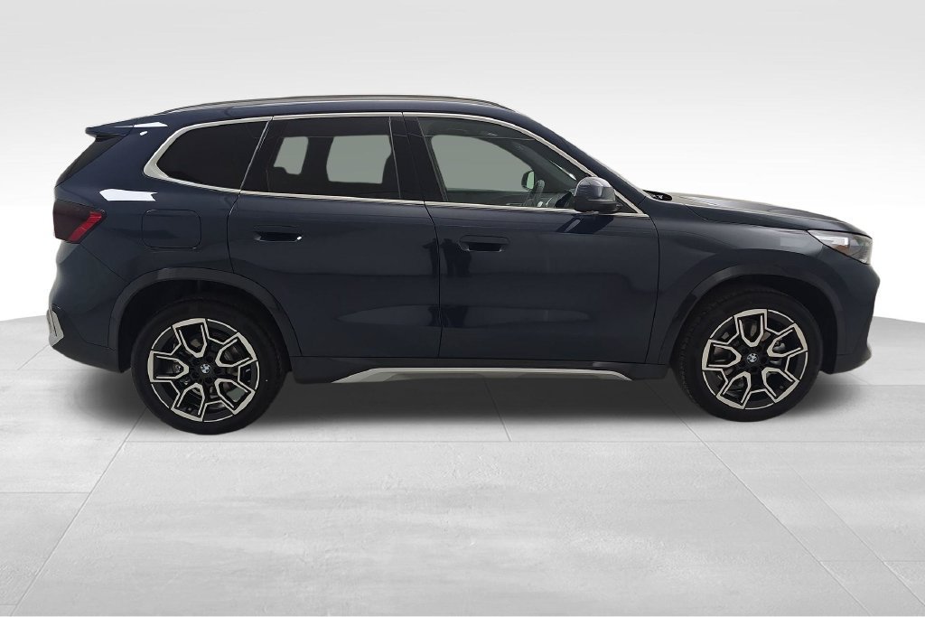 New 2027 BMW X1 xDrive28i w/ Technology Package AWD/4WD image 11