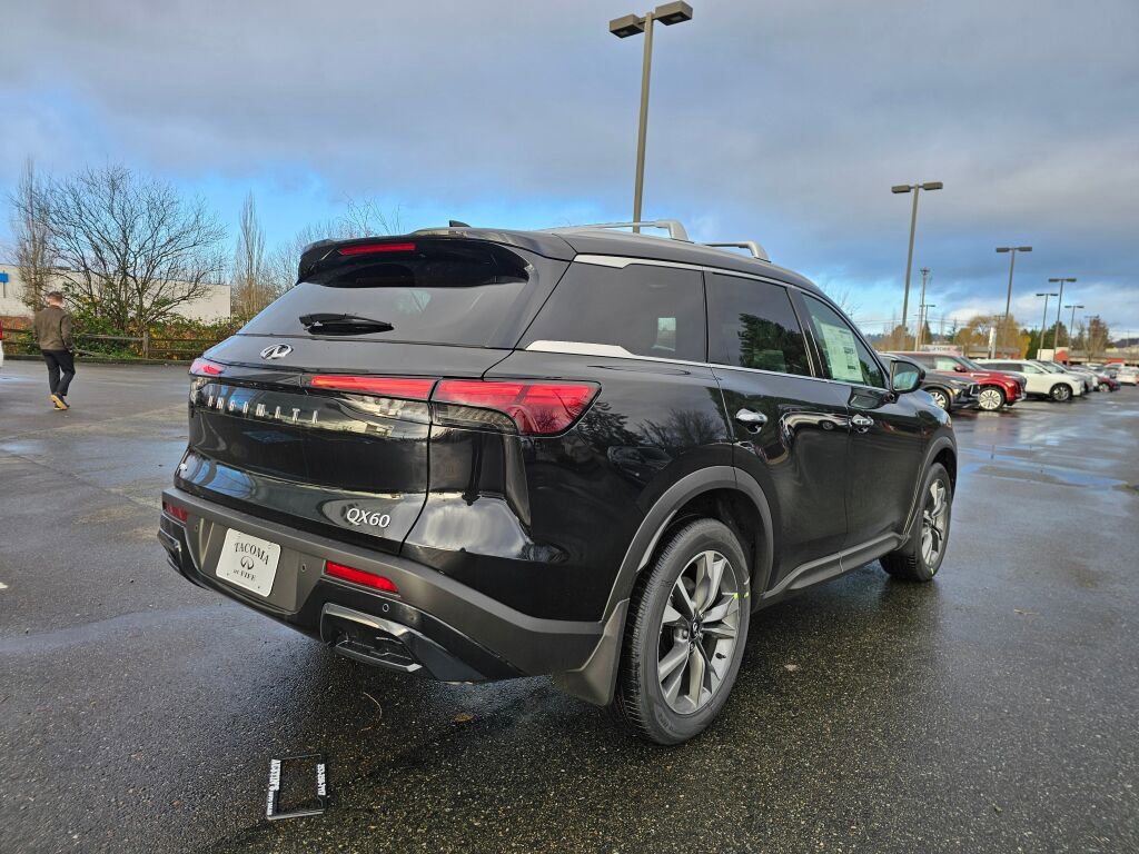 New 2025 INFINITI QX60 Luxe image 7