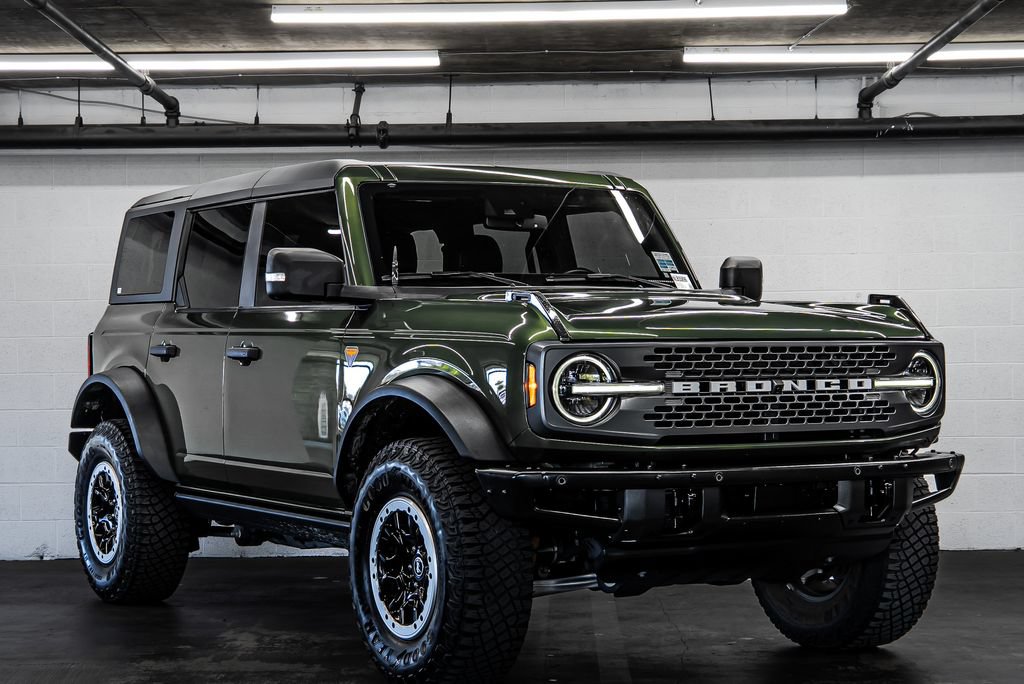 Used 2022 Ford Bronco Badlands AWD/4WD image 7