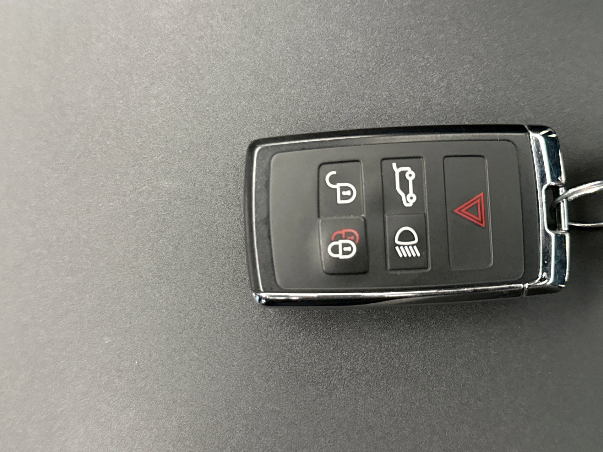 Used 2023 Land Rover Discovery Sport SE R-Dynamic image 26