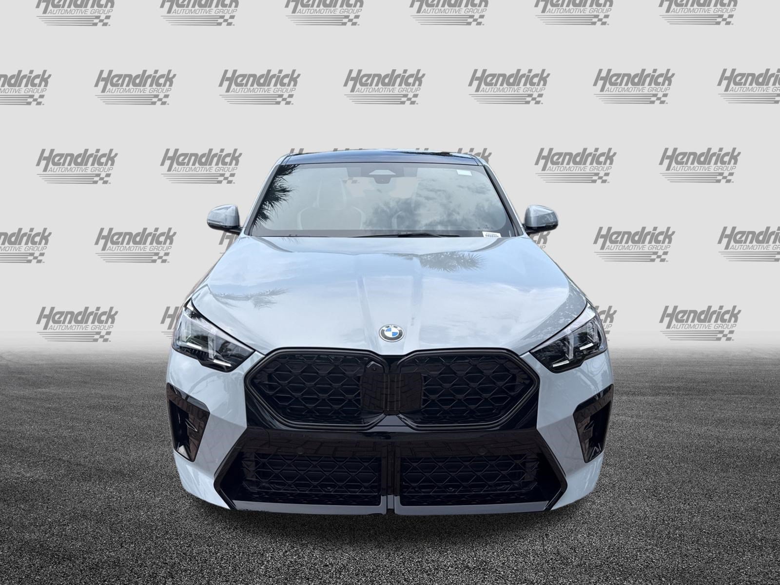 New 2026 BMW X2 xDrive28i w/ Technology Package AWD/4WD image 3