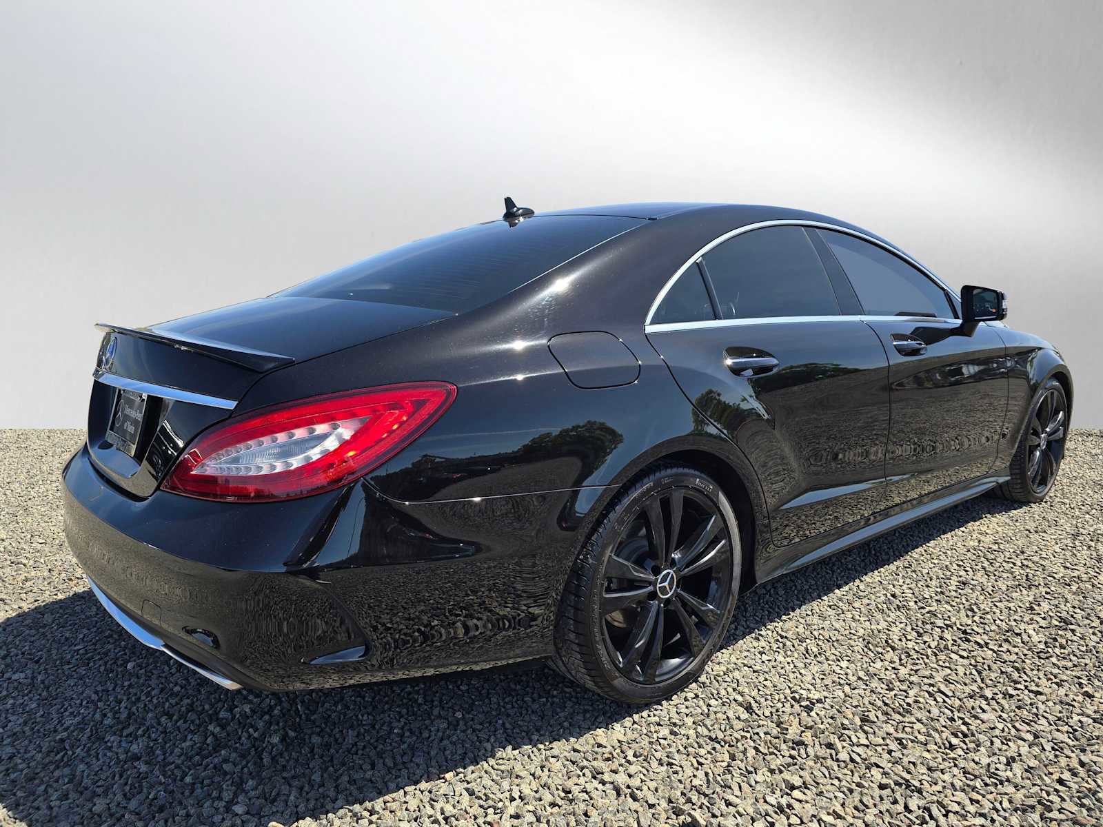 Used 2016 Mercedes-Benz CLS 400 image 3