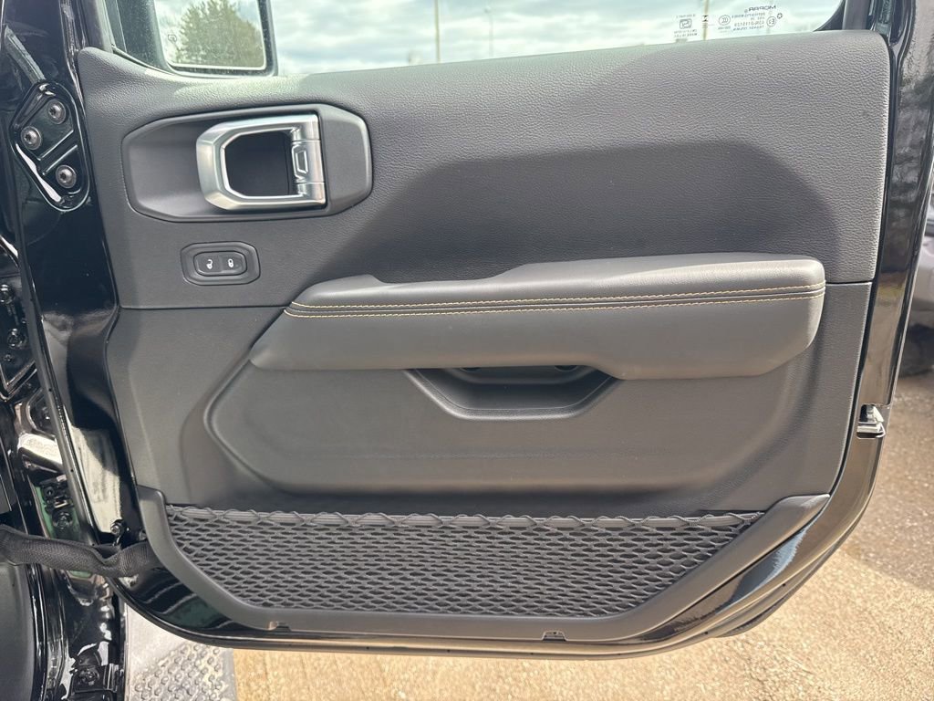 New 2026 Jeep Wrangler Sahara image 31