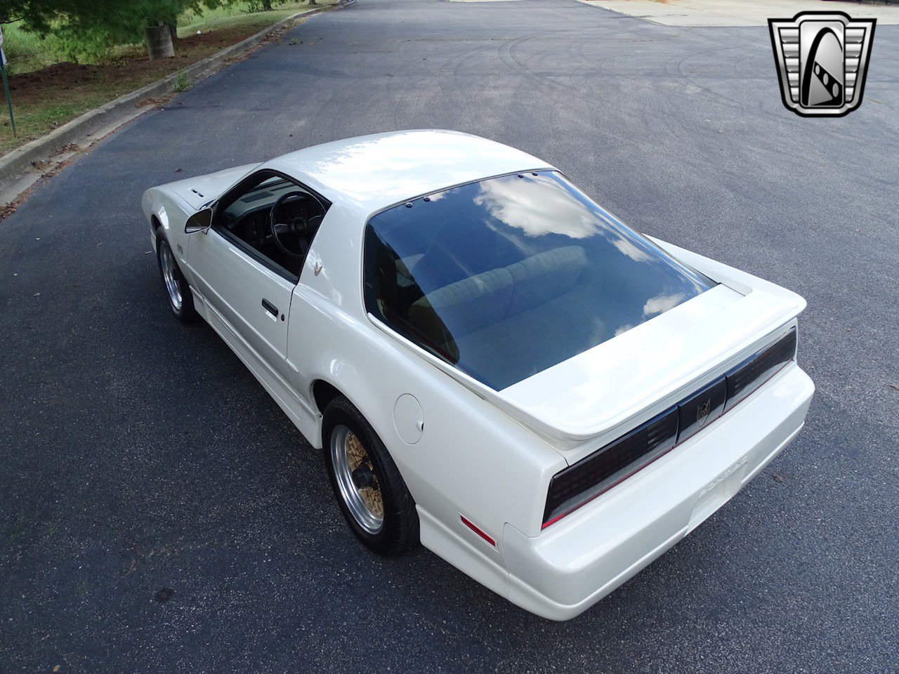Used 1987 Pontiac Firebird Trans Am image 4
