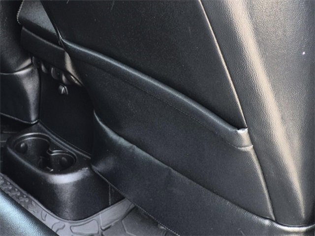 Used 2016 Jeep Wrangler Unlimited Sahara image 15