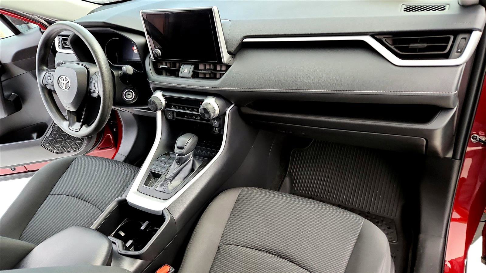 Used 2024 Toyota RAV4 LE image 16