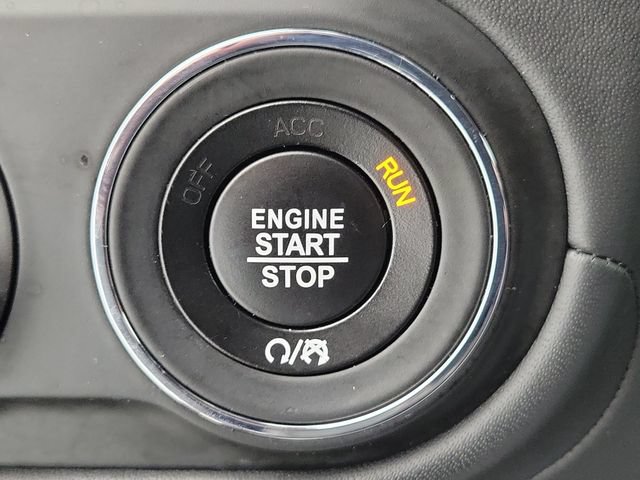 Used 2019 Maserati Levante GranSport AWD/4WD image 32