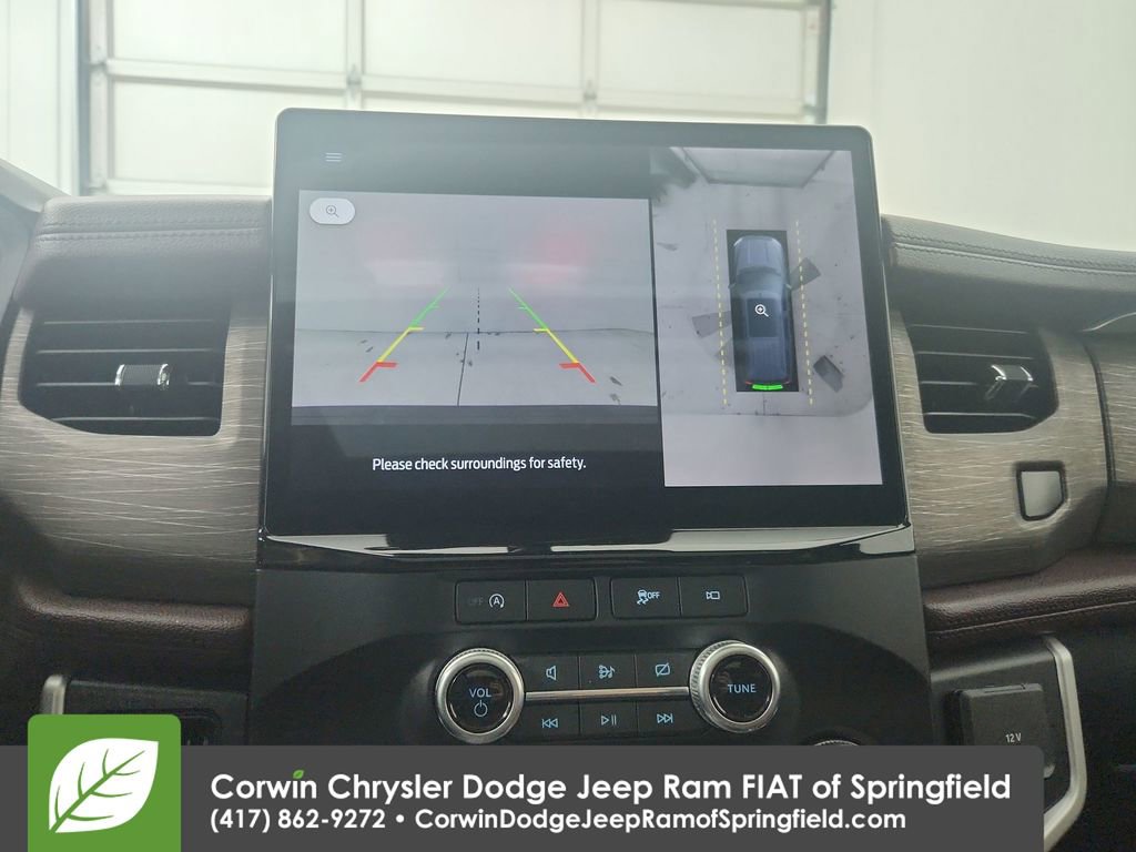 Used 2024 Ford Expedition Max Limited image 25