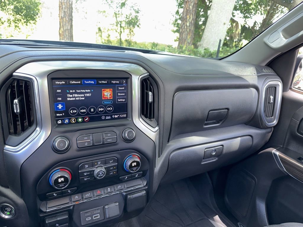 Used 2020 Chevrolet Silverado 1500 LT w/ All-Star Edition RWD image 37