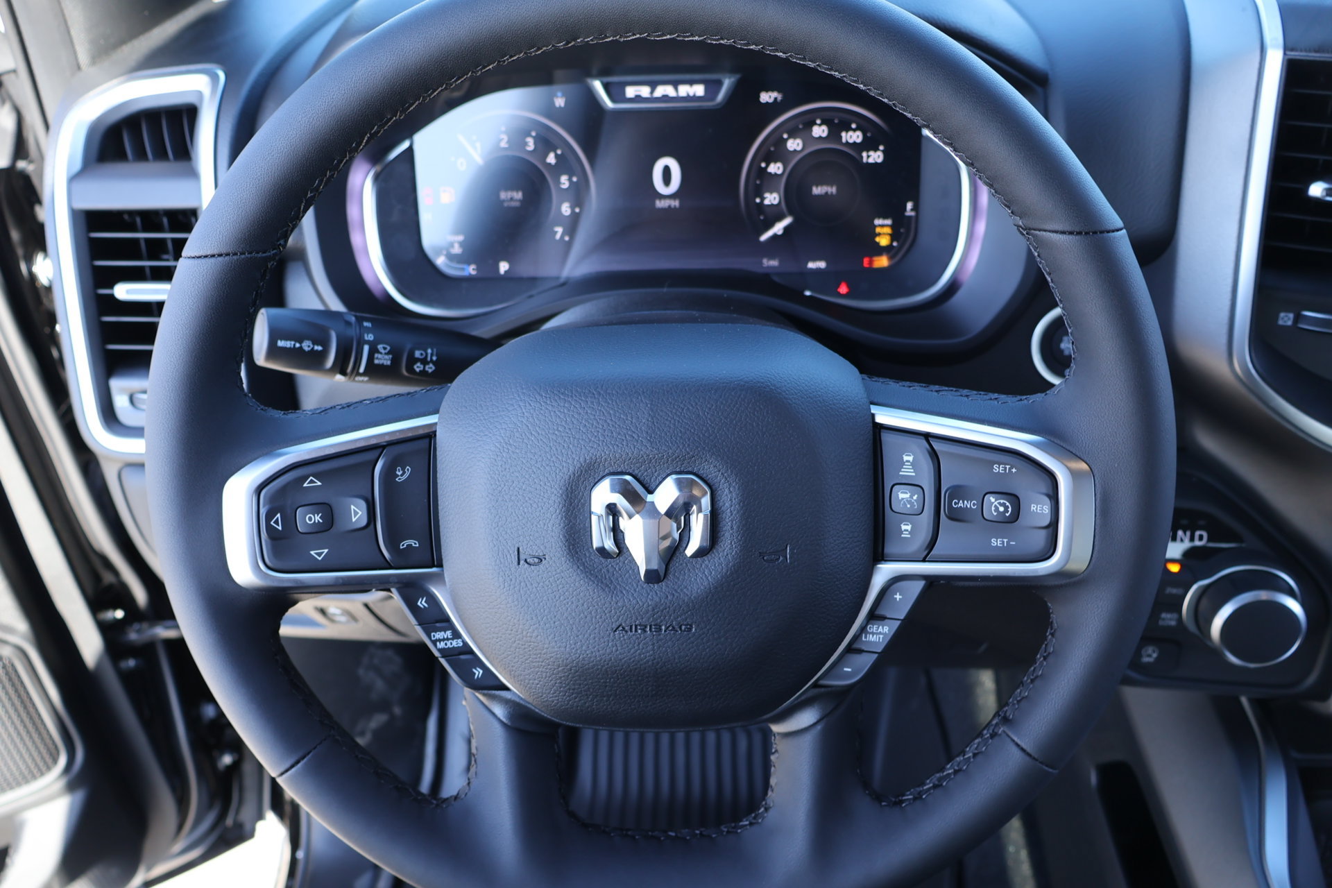 New 2026 RAM 1500 Big Horn AWD/4WD image 3