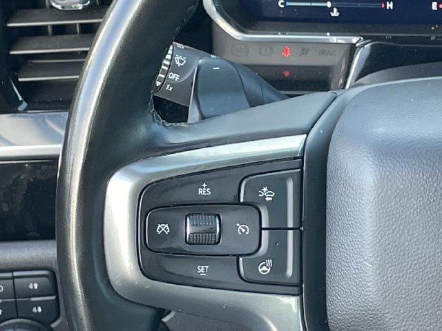Used 2025 Chevrolet Silverado 1500 LT AWD/4WD image 14