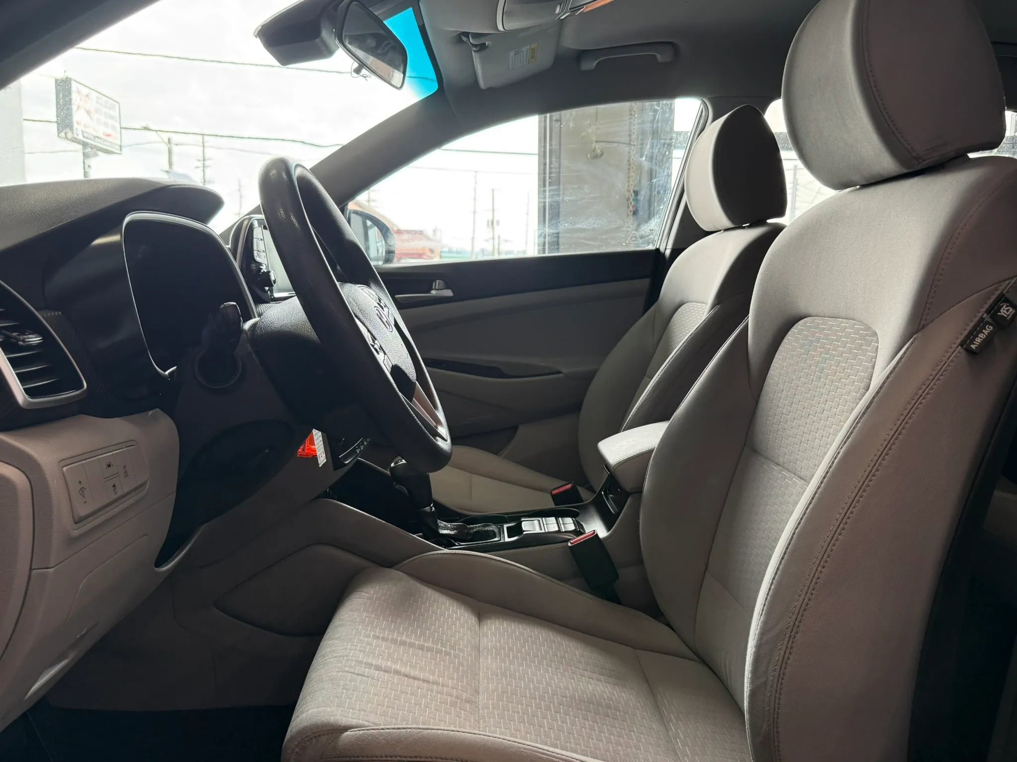 Used 2021 Hyundai Tucson SE image 8